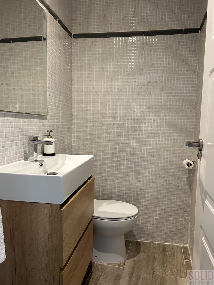 2 quarto Apartamento para arrendar em Valencia cidade - 2 200 € (Ref: 9235778)