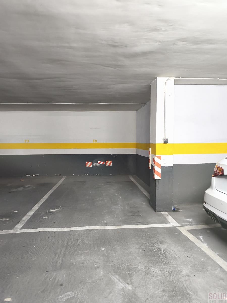 4 bedroom Flat for rent in Valencia city - € 2,500 (Ref: 9337220)