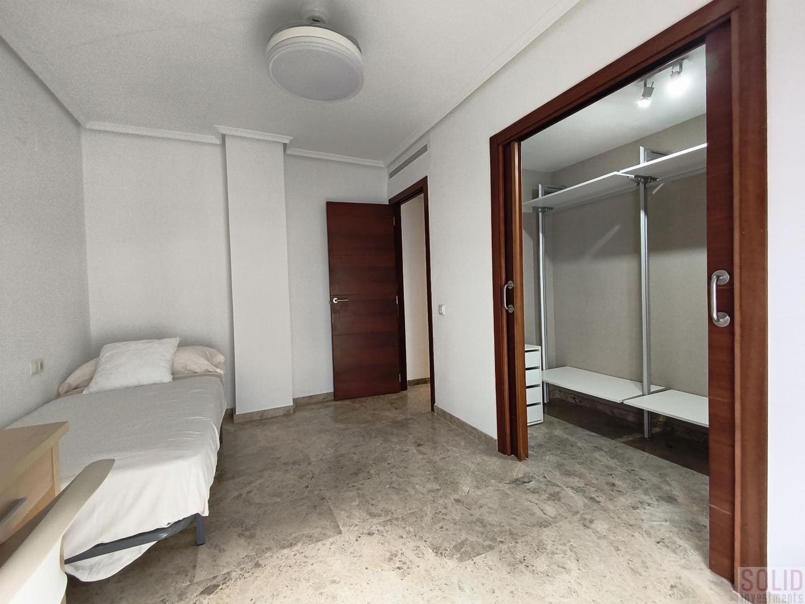 4 bedroom Flat for rent in Valencia city - € 2,500 (Ref: 9337220)