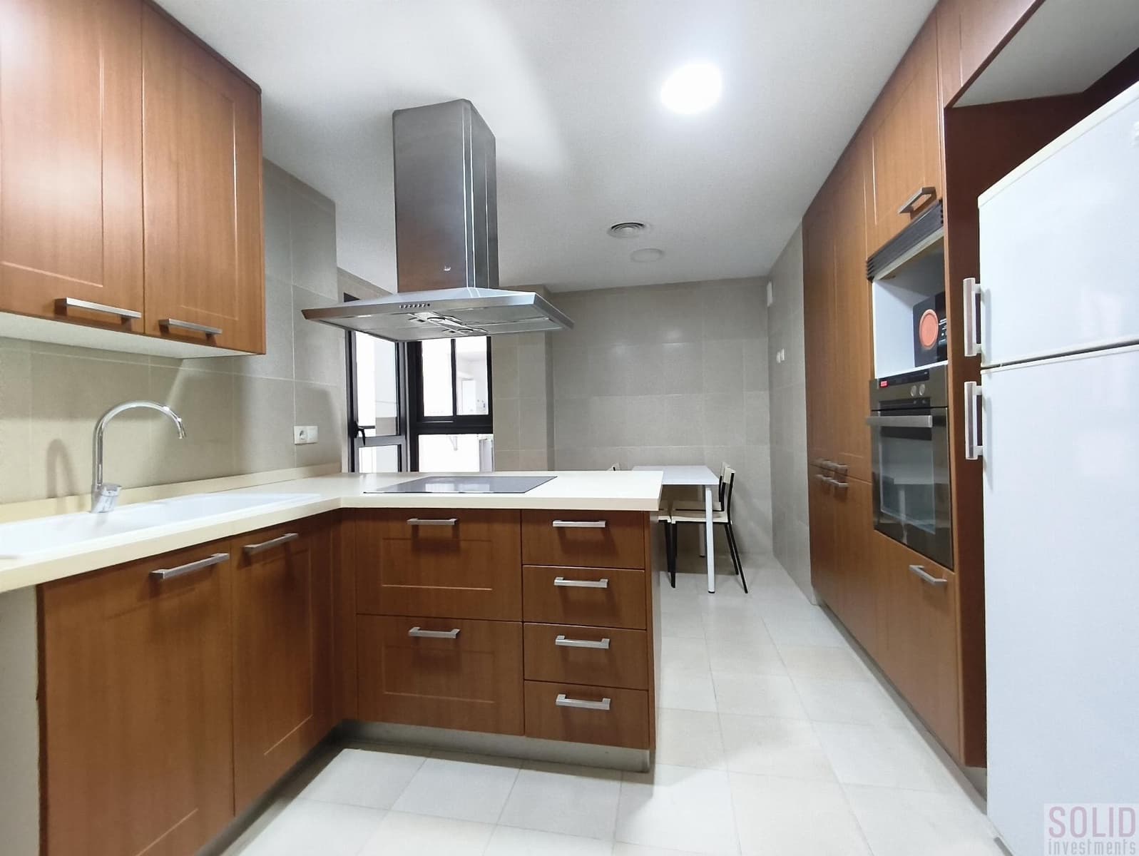 4 bedroom Flat for rent in Valencia city - € 2,500 (Ref: 9337220)