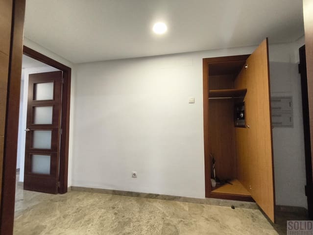 4 camera da letto Appartamento da affittare in Exposicio, Valencia città - 2.500 € (Rif: 9337220)