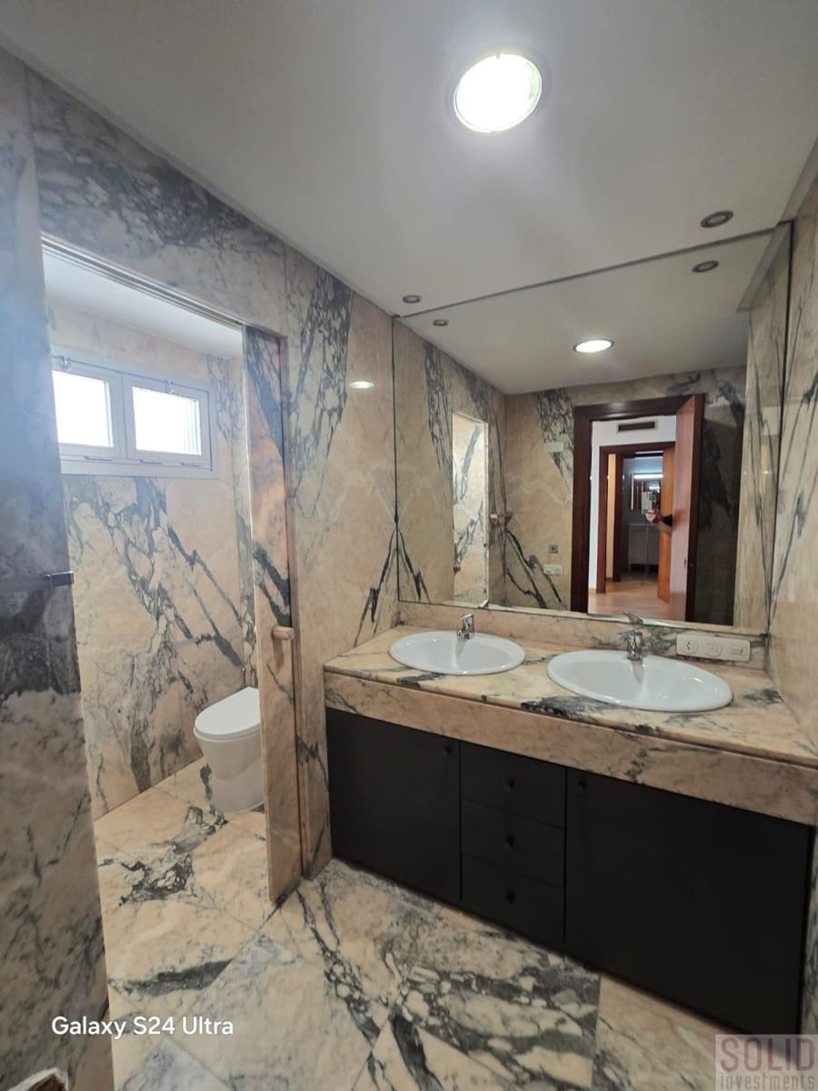 2 soveværelse Lejlighed til leje i Valencia by med garage - € 2.000 (Ref: 9363484)