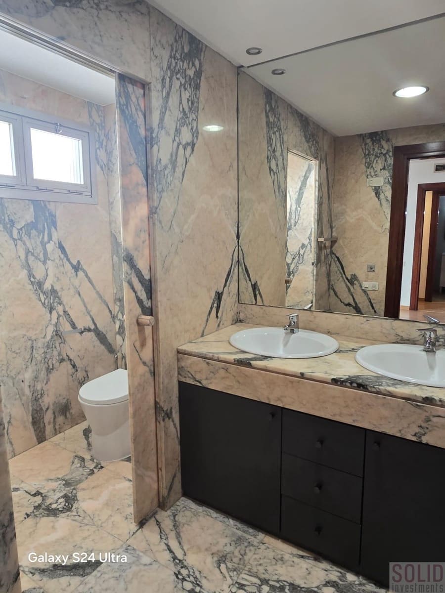 2 soveværelse Lejlighed til leje i Valencia by med garage - € 2.000 (Ref: 9363484)