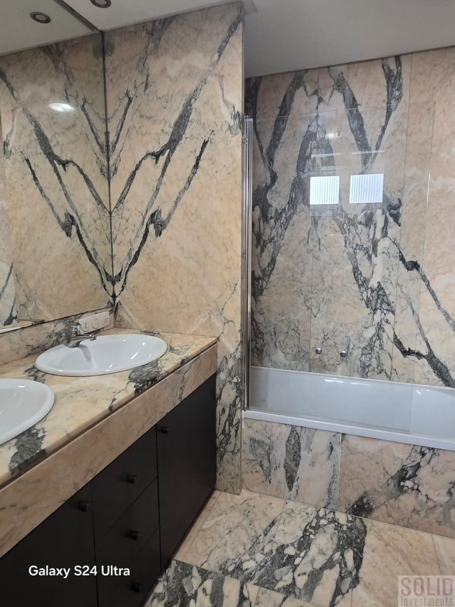 2 soveværelse Lejlighed til leje i Valencia by med garage - € 2.000 (Ref: 9363484)