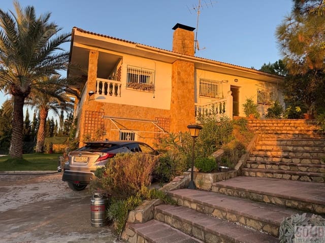 1 bedroom Apartment for rent in Llíria with pool garage - € 1,200 (Ref: 9419284)