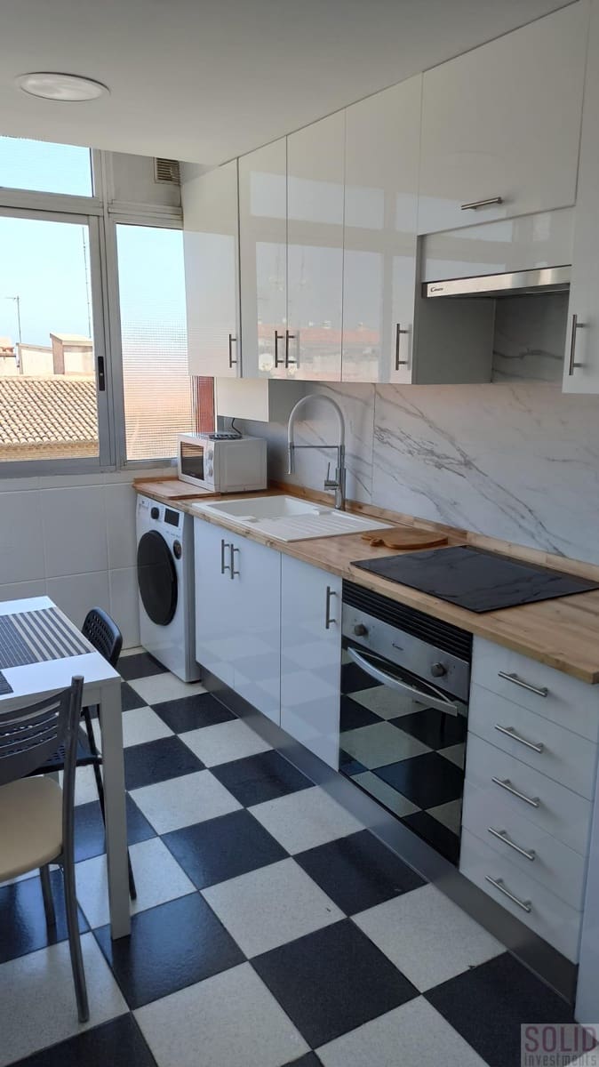 3 makuuhuone Asunto vuokrattavana paikassa Valencia kaupunki - 1 350 € (Ref: 9429085)