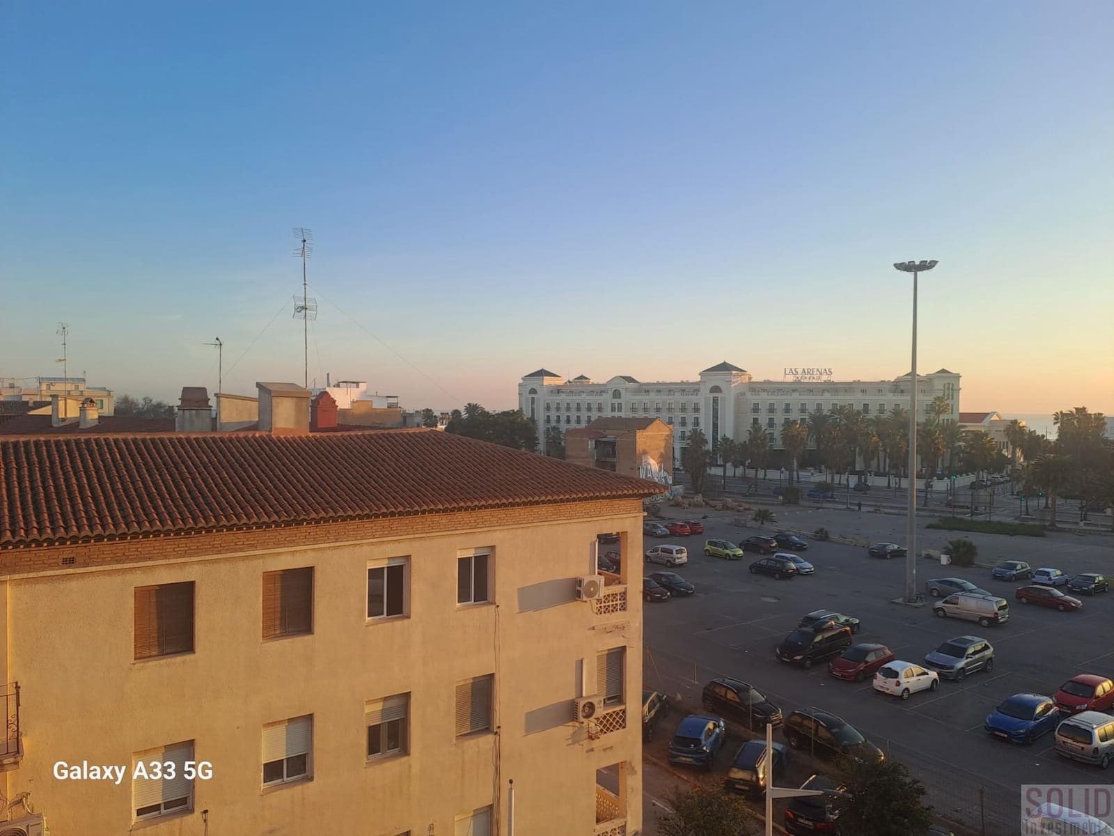 3 makuuhuone Asunto vuokrattavana paikassa Valencia kaupunki - 1 350 € (Ref: 9429085)