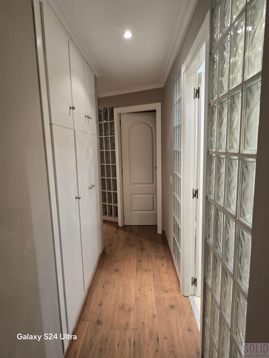 2 bedroom Flat for rent in Valencia city - € 1,450 (Ref: 9445475)