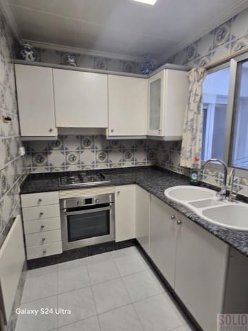 3 soveværelse Lejlighed til salg i Exposicio, Valencia by - € 380.000 (Ref: 9450029)