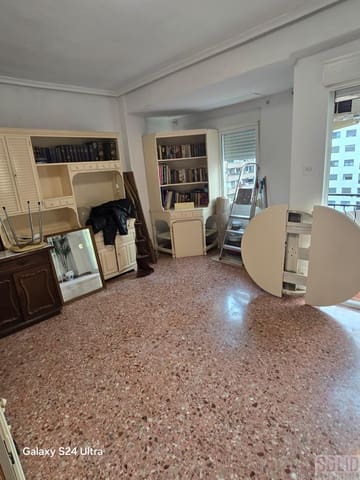 3 soveværelse Lejlighed til salg i Exposicio, Valencia by - € 380.000 (Ref: 9450029)