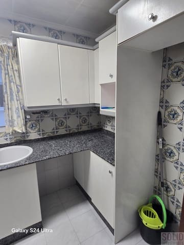 3 soveværelse Lejlighed til salg i Exposicio, Valencia by - € 380.000 (Ref: 9450029)