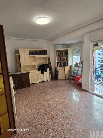 3 soveværelse Lejlighed til salg i Exposicio, Valencia by - € 380.000 (Ref: 9450029)