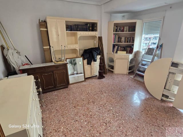 3 soveværelse Lejlighed til salg i Exposicio, Valencia by - € 380.000 (Ref: 9450029)