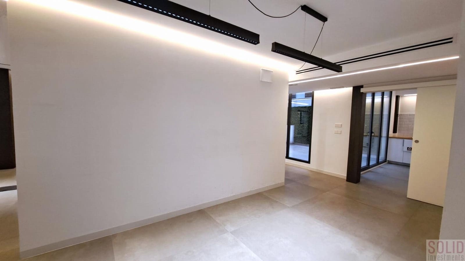 Kontor til leje i Valencia by - € 3.000 (Ref: 9777271)