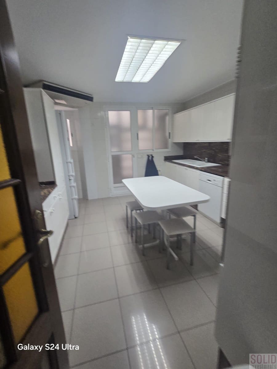 4 camera da letto Appartamento da affittare in Valencia citta - 2.500 € (Rif: 9805788)