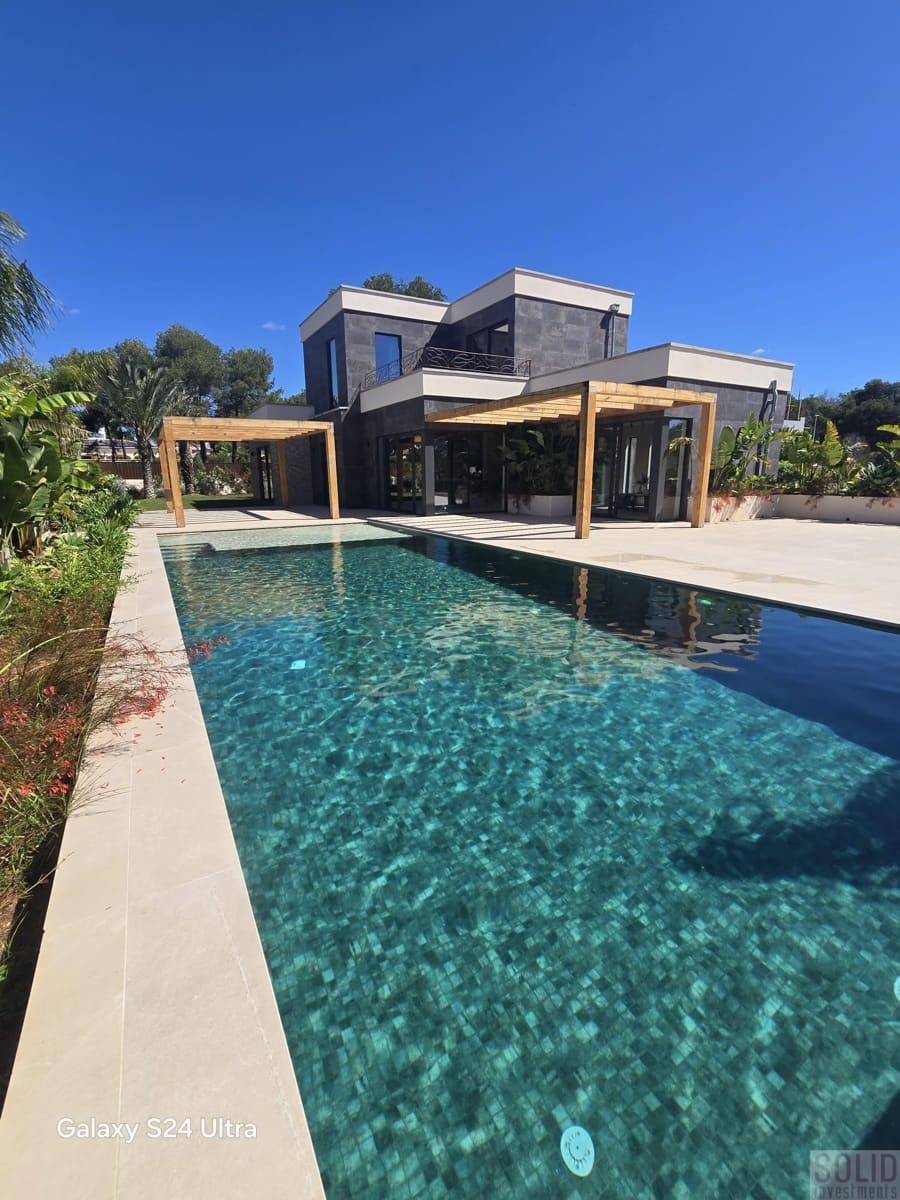 4 bedroom Villa for sale in Javea / Xabia with pool garage - € 1,749,000 (Ref: 9819640)