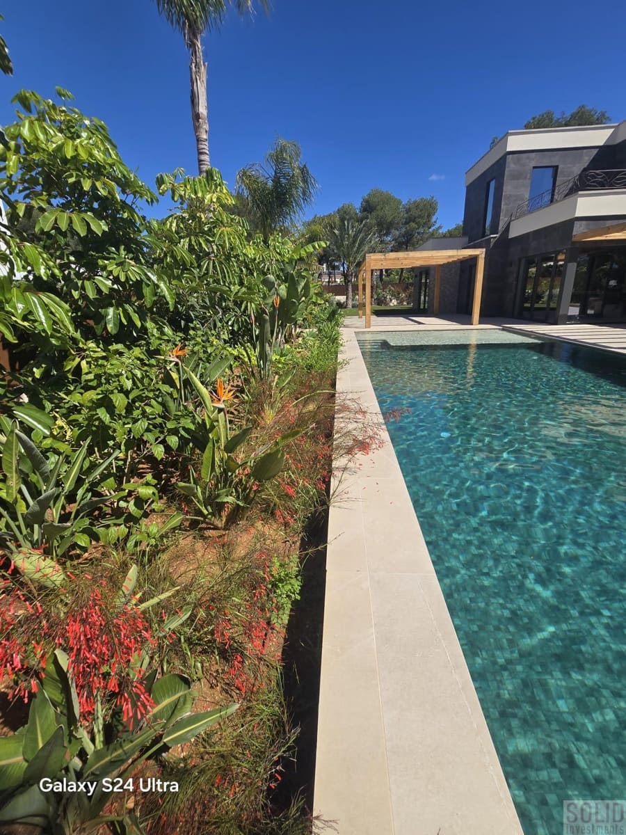 4 bedroom Villa for sale in Javea / Xabia with pool garage - € 1,749,000 (Ref: 9819640)