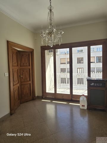 Lägenhet att hyra i Sant Francesc, Valencia stad - 4 300 € (Ref: 9841892)