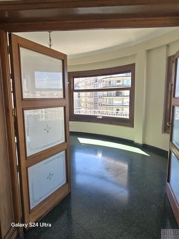 Lägenhet att hyra i Sant Francesc, Valencia stad - 4 300 € (Ref: 9841892)