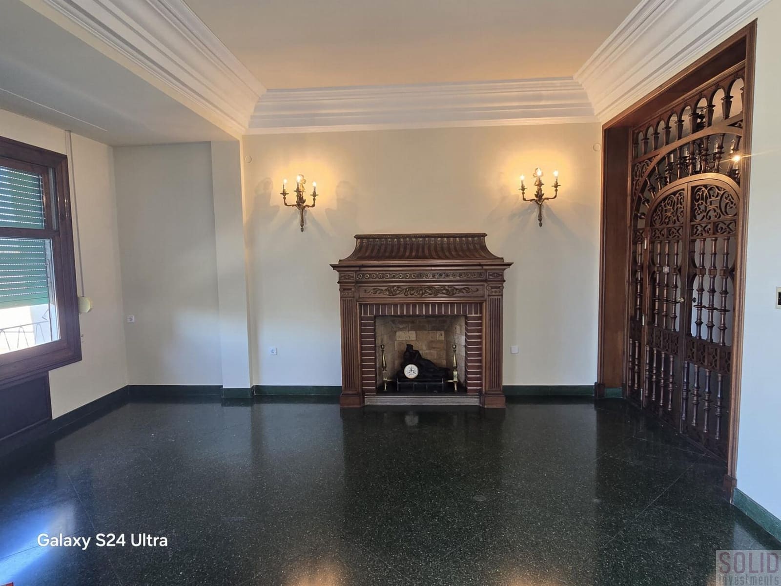 Flat for rent in Valencia city - € 4,300 (Ref: 9841892)