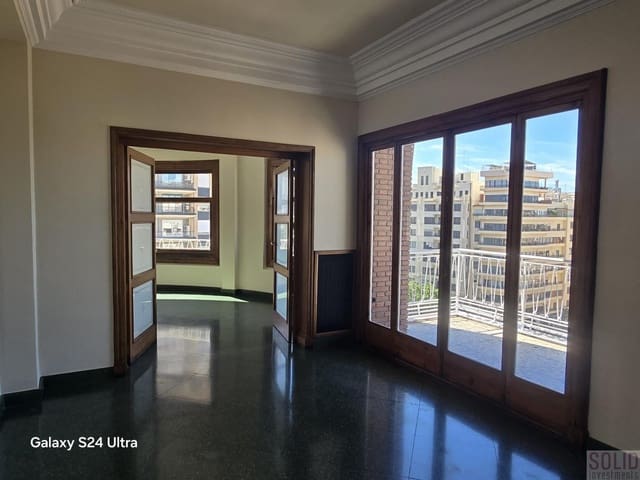 Lägenhet att hyra i Sant Francesc, Valencia stad - 4 300 € (Ref: 9841892)