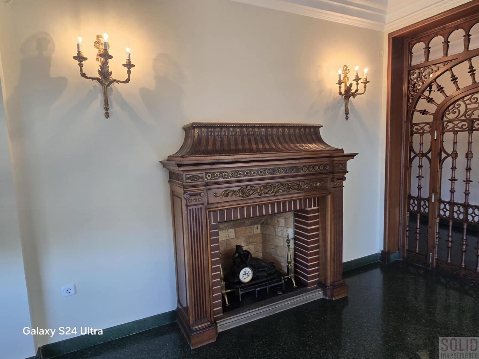 Flat for rent in Valencia city - € 4,300 (Ref: 9841892)