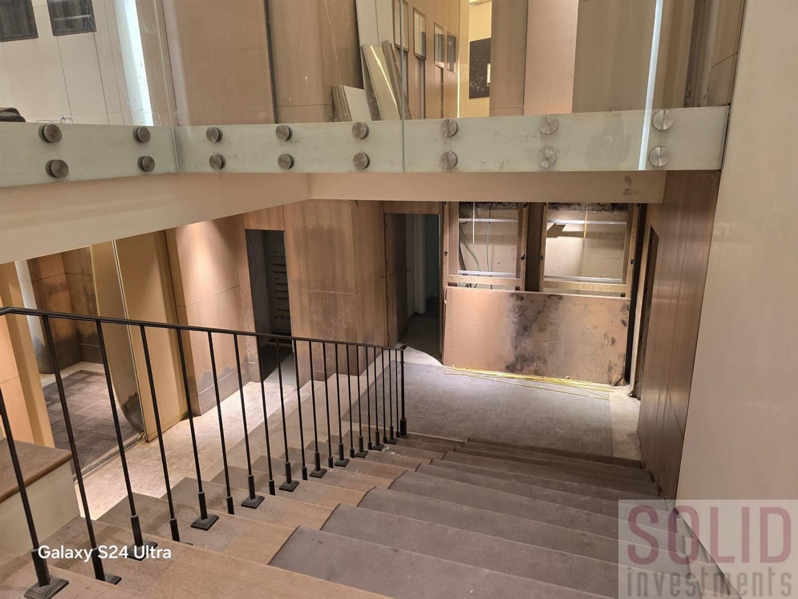 Erhverv til leje i Valencia by med garage - € 12.000 (Ref: 9861220)