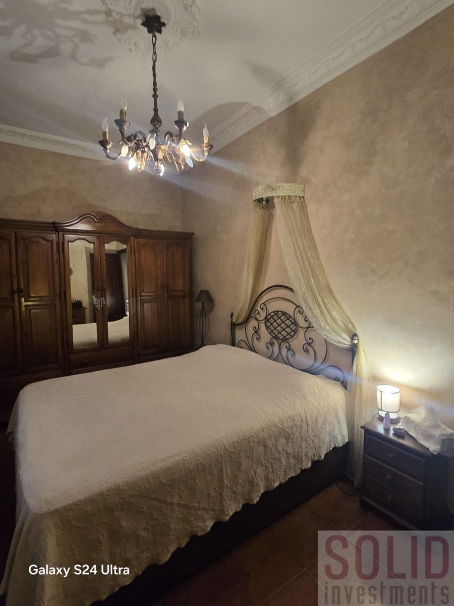 3 soveværelse Lejlighed til salg i Valencia by - € 375.000 (Ref: 9873664)