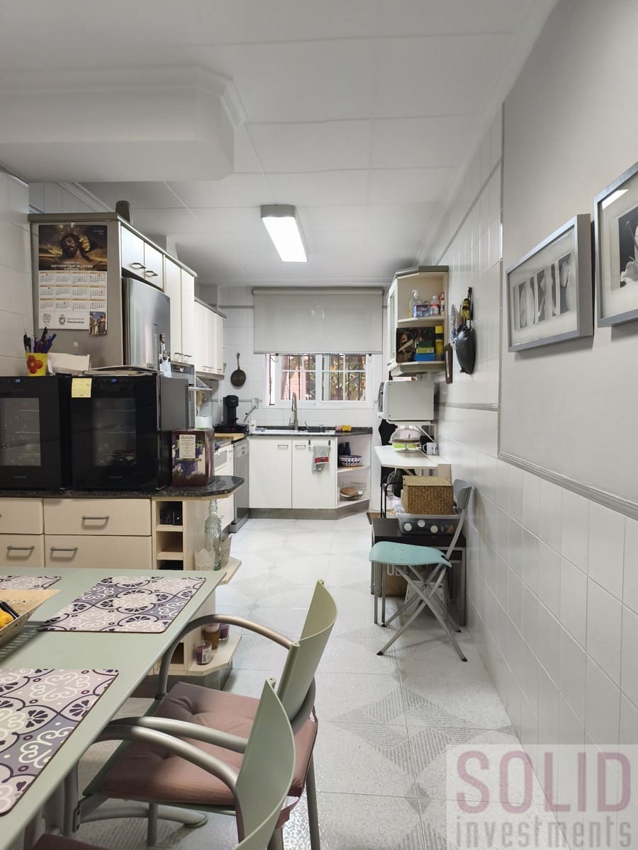 5 sovrum Radhus till salu i Massanassa - 445 000 € (Ref: 9921537)