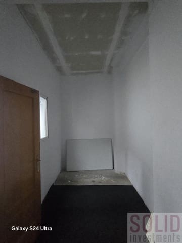 3 makuuhuone Kaupallinen myytävänä paikassa Patraix, Valencia kaupunki - 180 000 € (Ref: 9952734)
