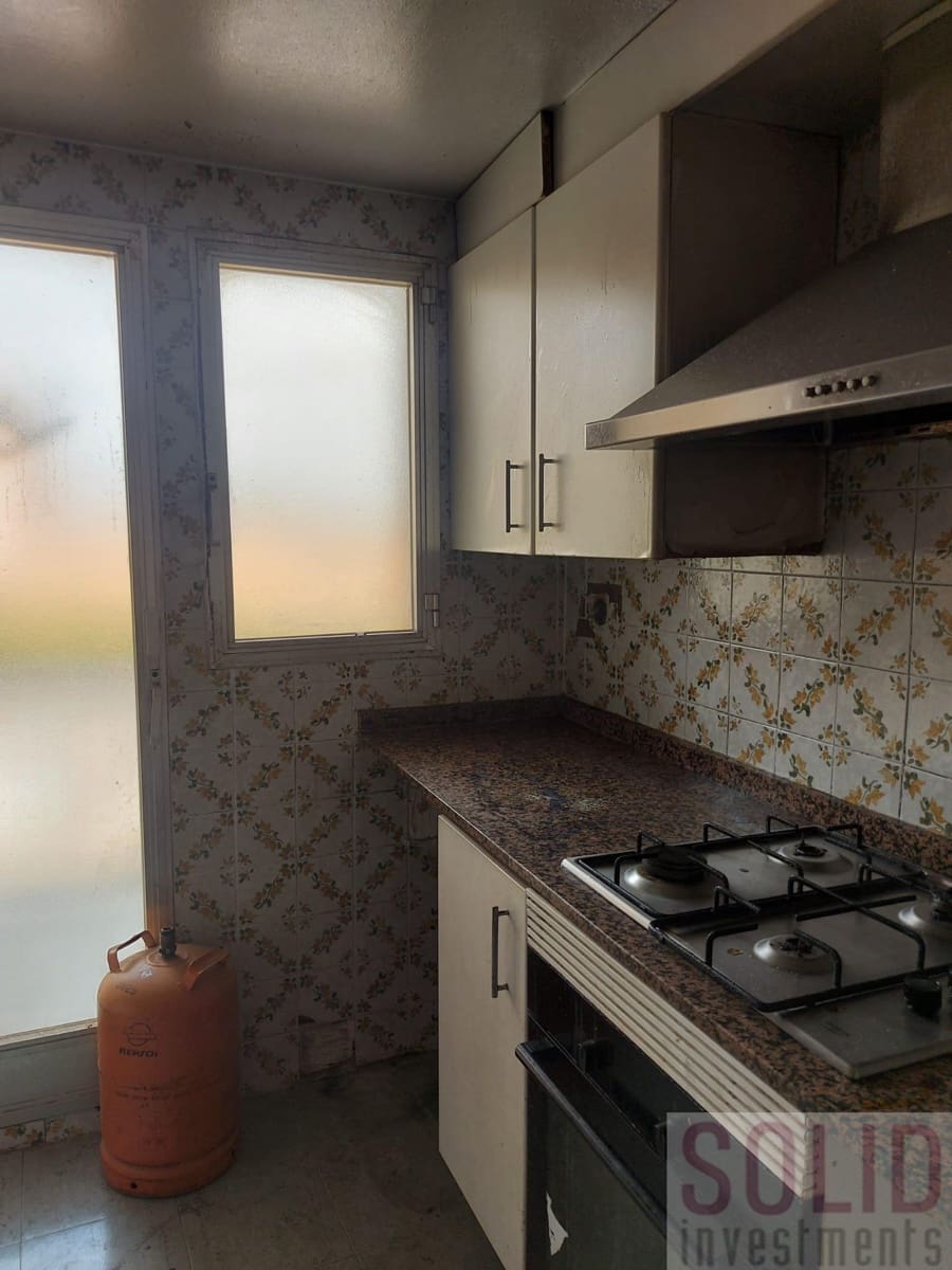 4 slaapkamer Flat te koop in Sedavi - € 180.000 (Ref: 9958848)