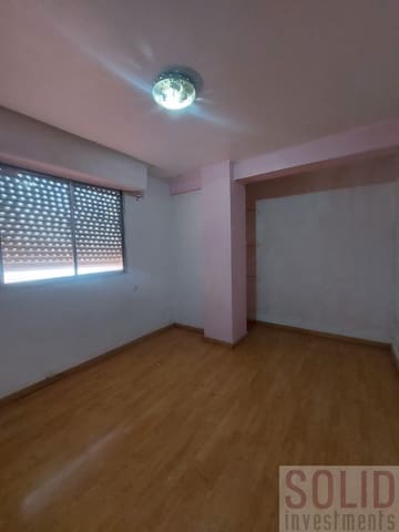 4 makuuhuone Asunto myytävänä paikassa Sedaví - 180 000 € (Ref: 9958848)