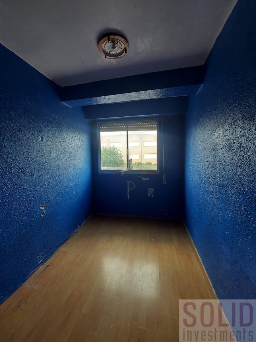 4 slaapkamer Flat te koop in Sedavi - € 180.000 (Ref: 9958848)