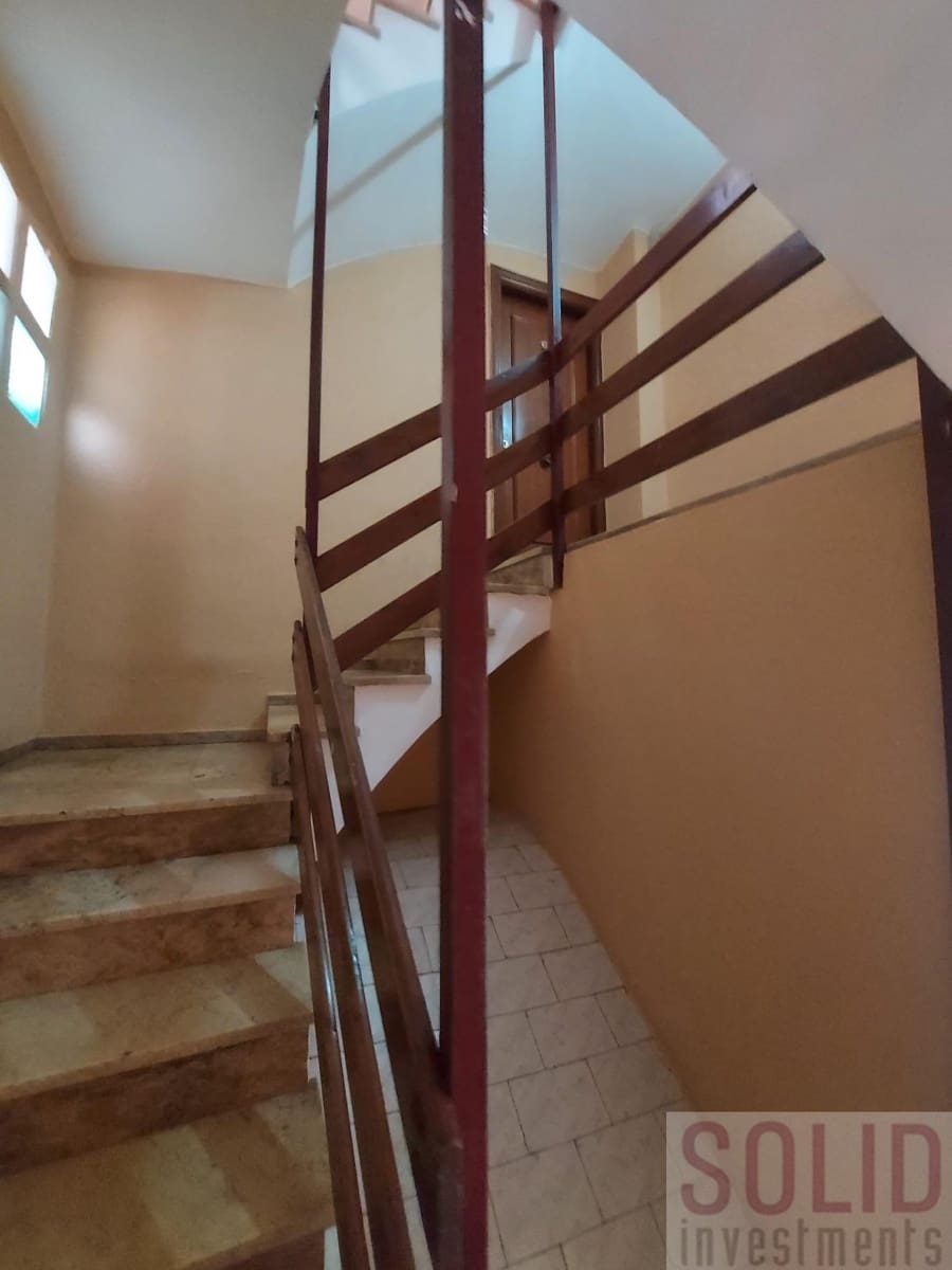 4 slaapkamer Flat te koop in Sedavi - € 180.000 (Ref: 9958848)