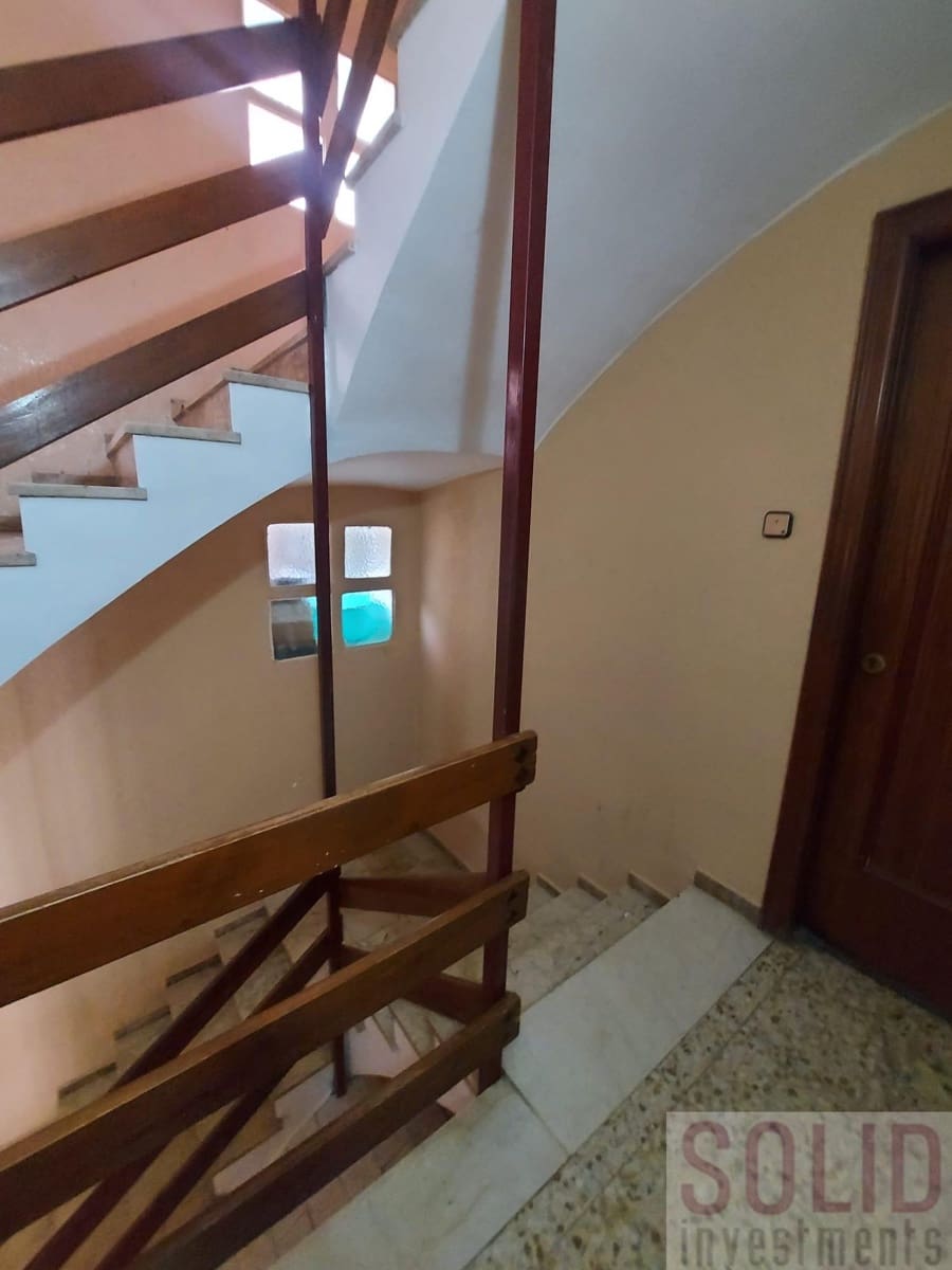 4 slaapkamer Flat te koop in Sedavi - € 180.000 (Ref: 9958848)