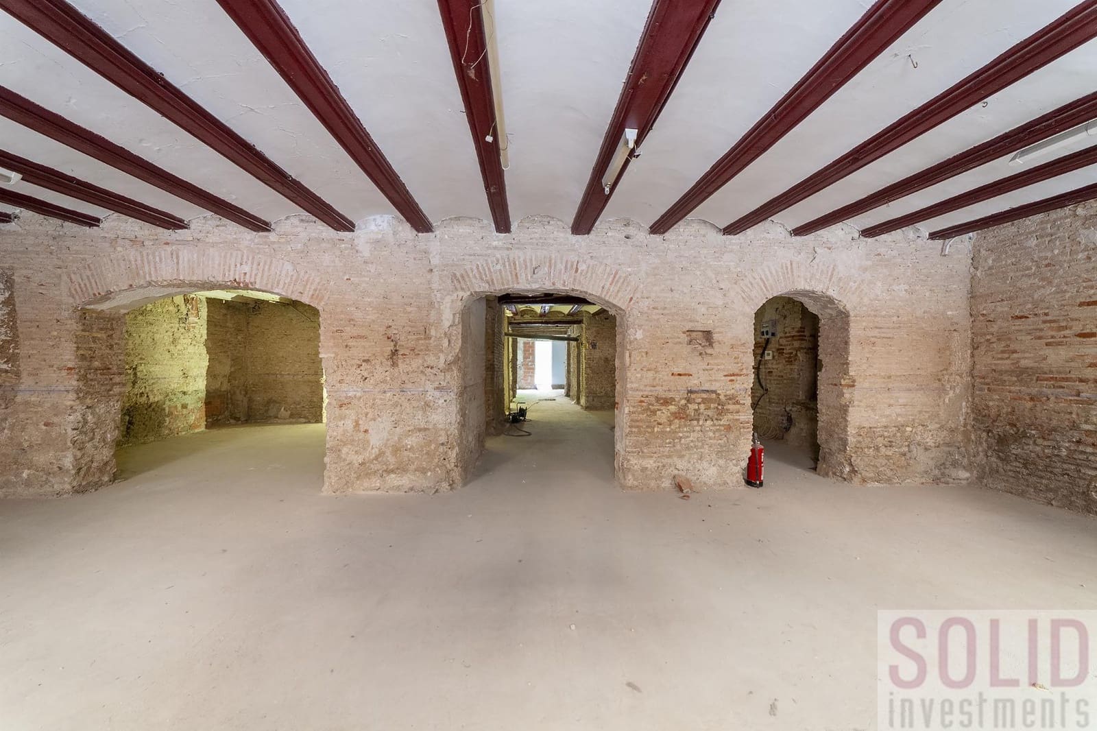 4 soverom Kommersiell til salgs i Valencia by - € 450 000 (Ref: 9972317)
