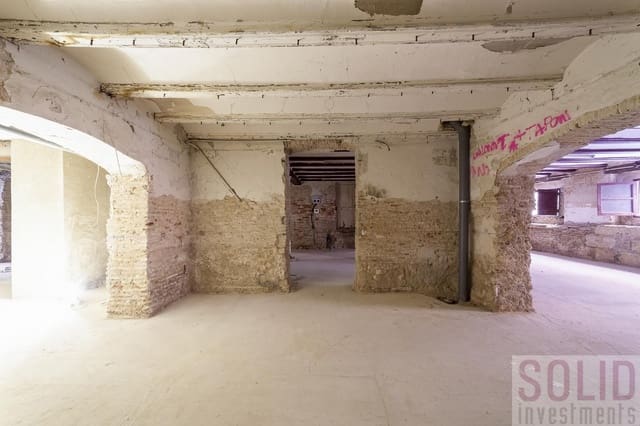 4 soveværelse Erhverv til salg i La Xerea, Valencia by - € 450.000 (Ref: 9972317)