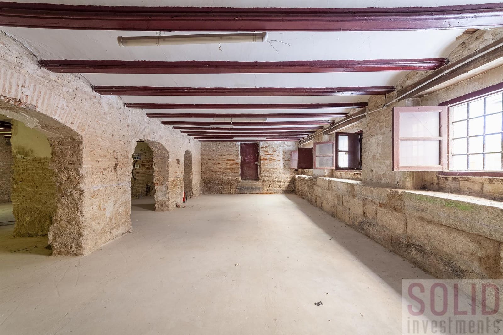 4 soverom Kommersiell til salgs i Valencia by - € 450 000 (Ref: 9972317)