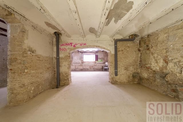 4 soveværelse Erhverv til salg i La Xerea, Valencia by - € 450.000 (Ref: 9972317)