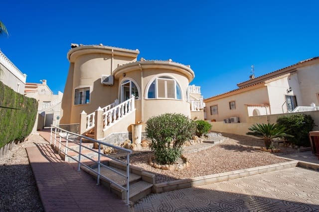 2 bedroom Villa for sale in Ciudad Quesada, Rojales - € 245,000 (Ref: 10001170)