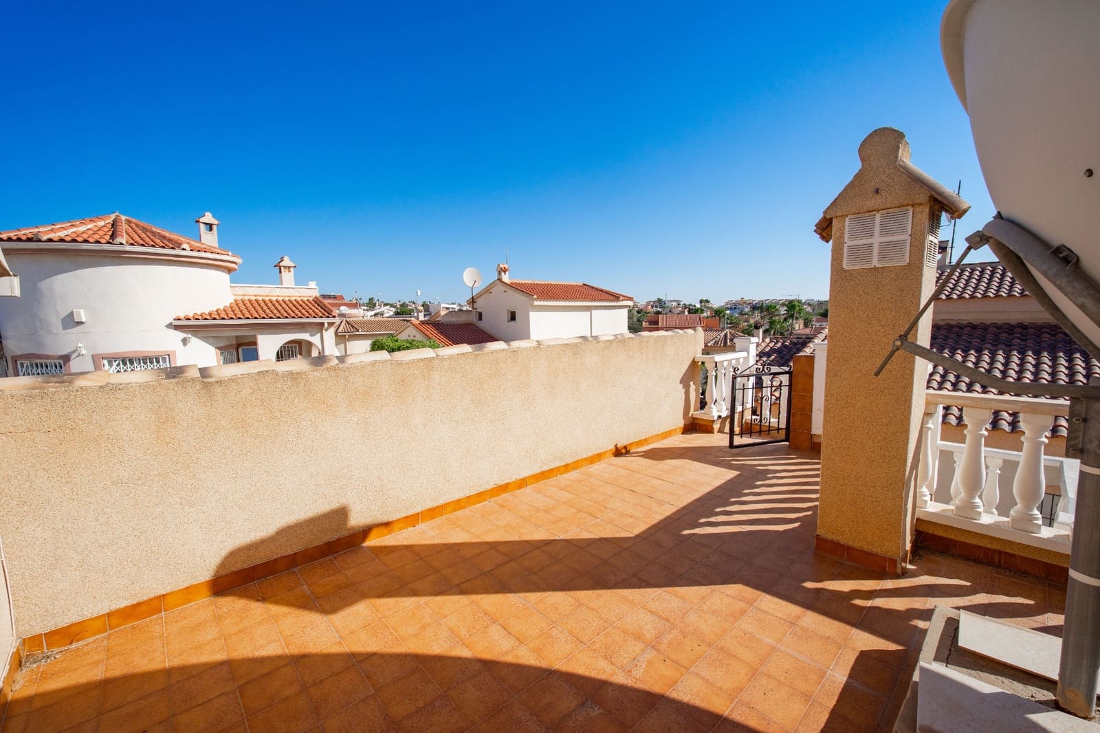 2 bedroom Villa for sale in Ciudad Quesada - € 245,000 (Ref: 10001170)