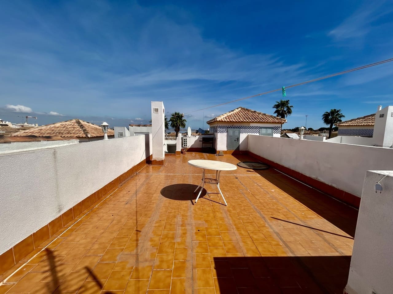 2 makuuhuone Huoneisto myytävänä paikassa Orihuela Costa mukana uima-altaan - 148 000 € (Ref: 10004511)