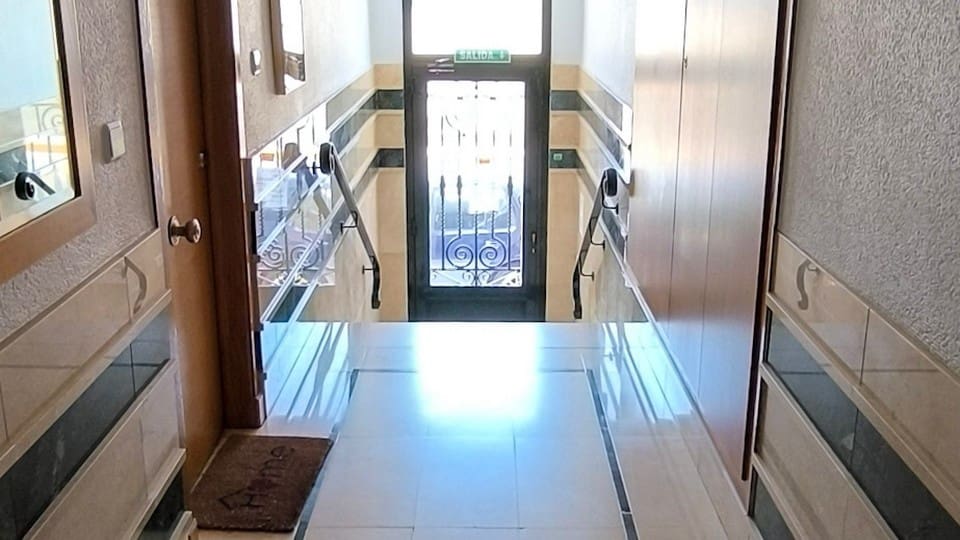 Apartamento de 2 habitaciones en Formentera del Segura en venta con piscina - 125.000 € (Ref: 10004656)