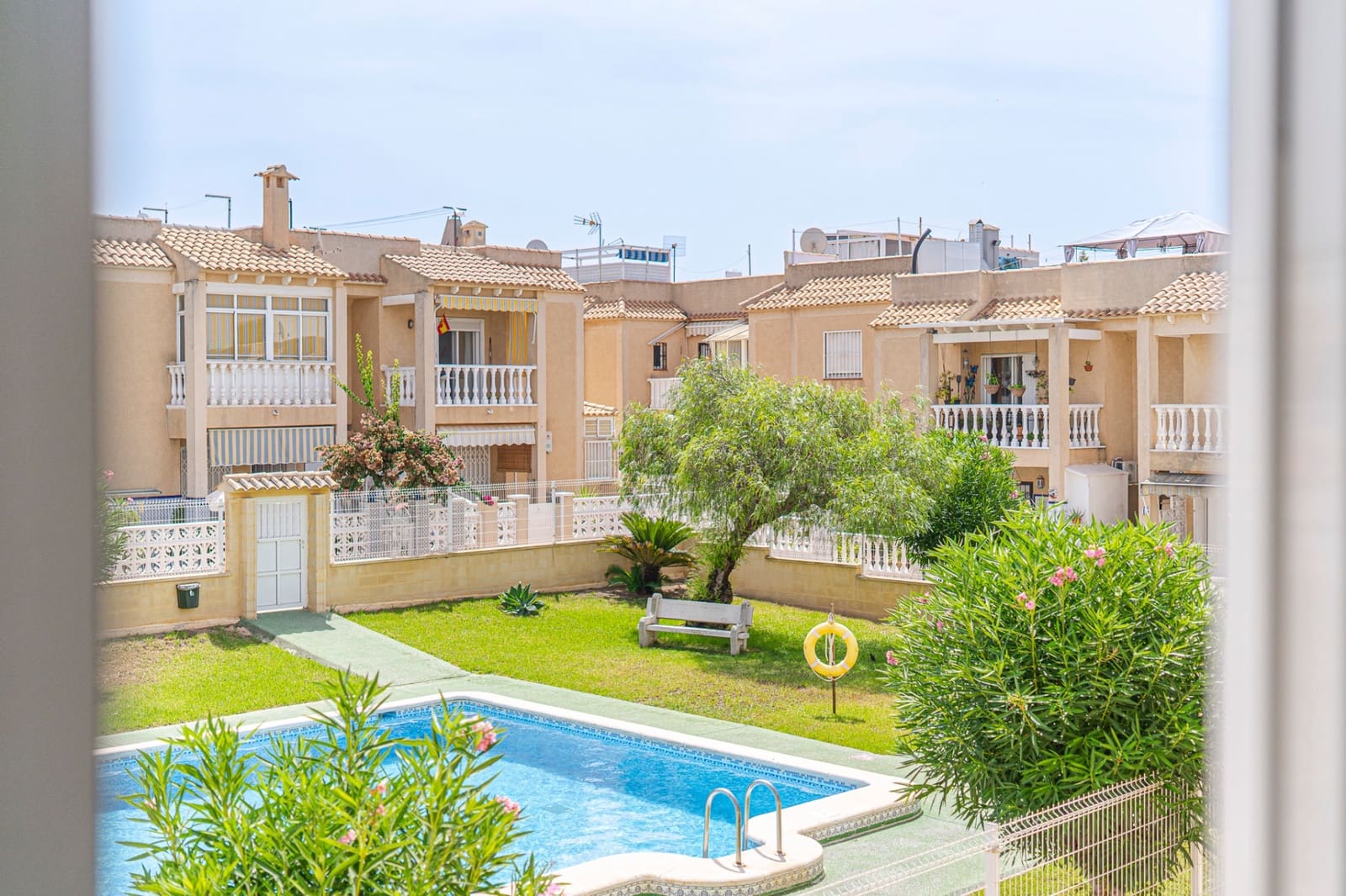 2 quarto Apartamento para venda em Torrevieja com piscina - 129 000 € (Ref: 10006804)