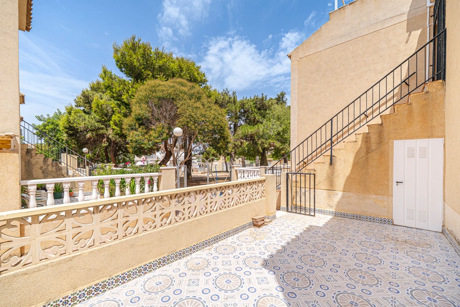 2 quarto Apartamento para venda em Torrevieja com piscina - 129 000 € (Ref: 10006804)