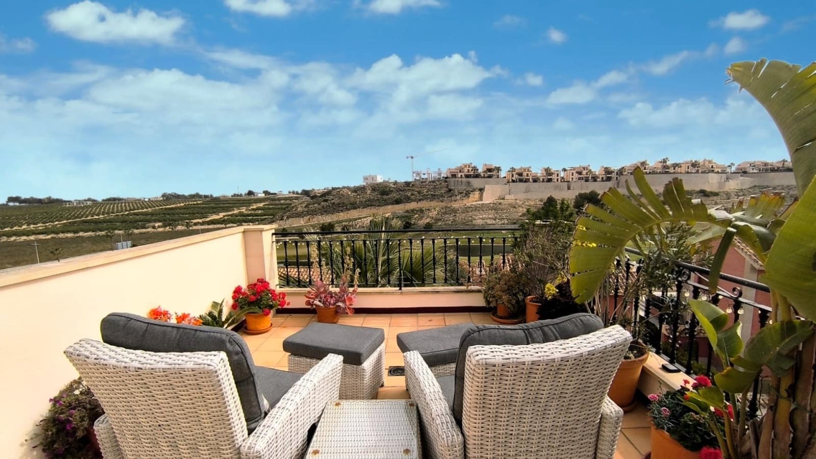 Apartamento de 2 habitaciones en Algorfa en venta con piscina - 199.950 € (Ref: 10009484)