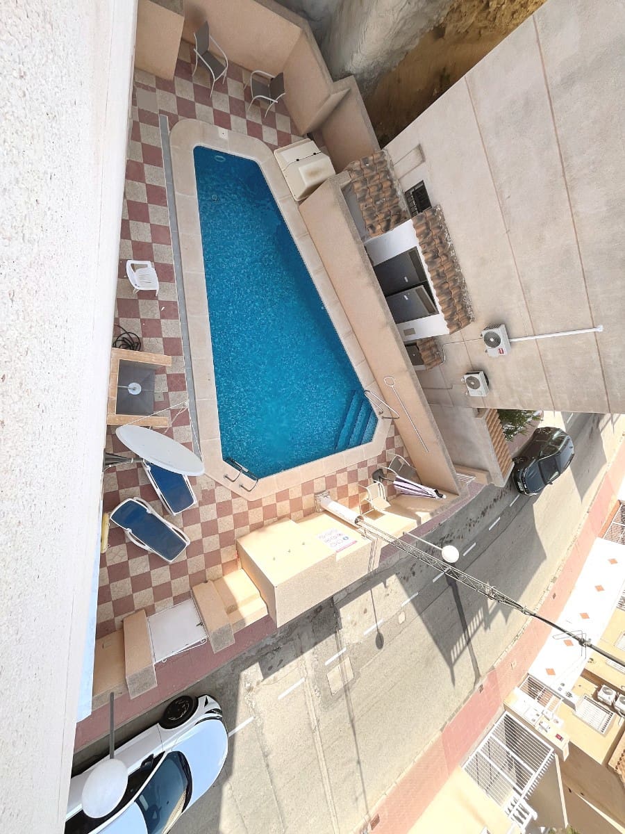 2 Zimmer Apartment zu verkaufen in Ciudad Quesada mit Pool - 170.000 € (Ref: 10012485)