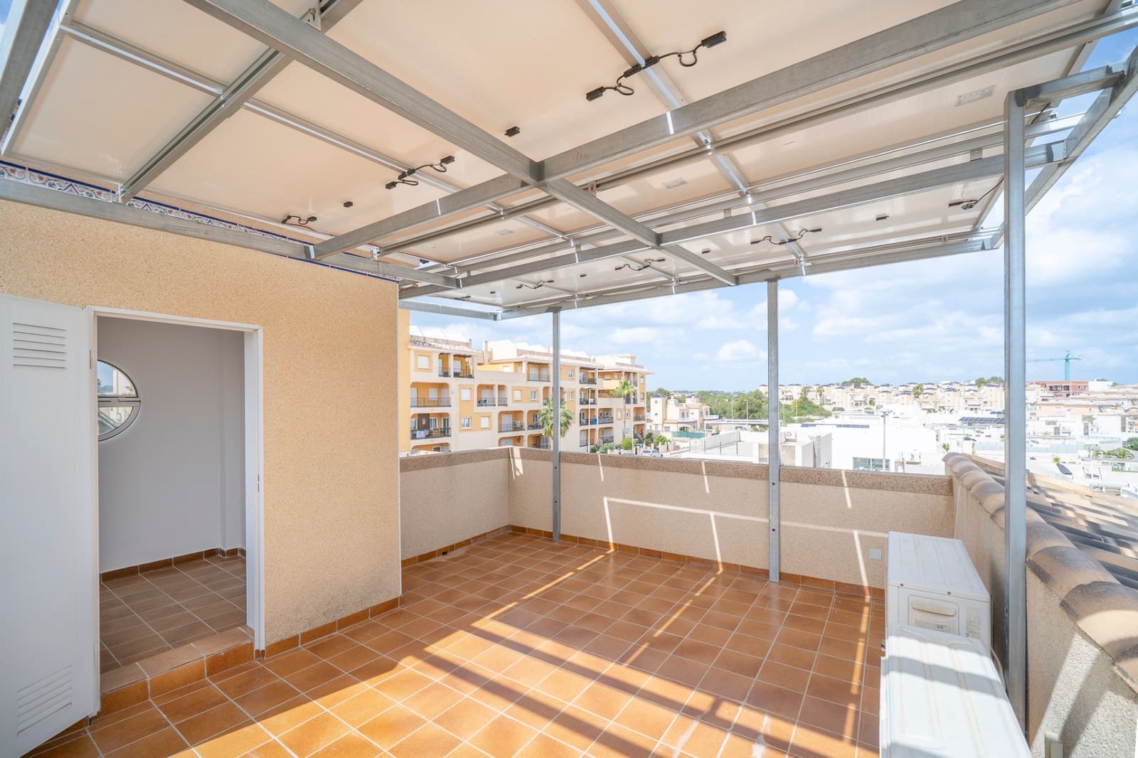 4 soverom Villa til salgs i Villamartin med svømmebasseng - € 460 000 (Ref: 10014275)
