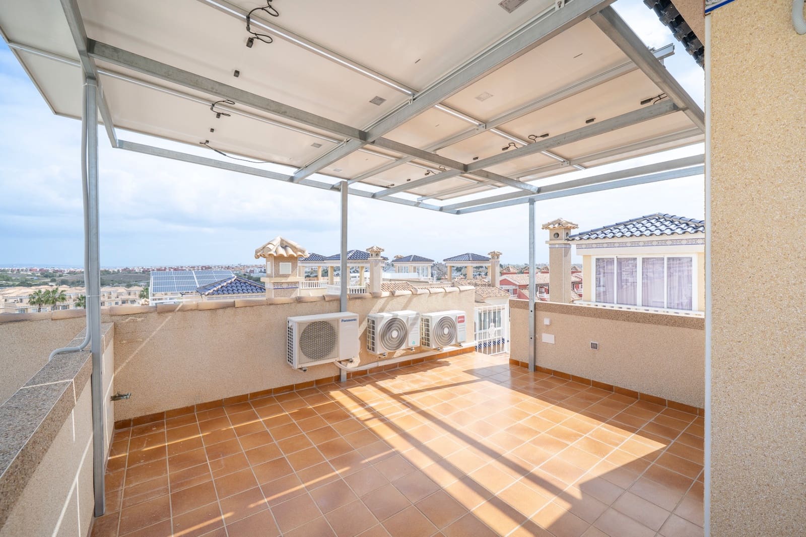 4 soverom Villa til salgs i Villamartin med svømmebasseng - € 460 000 (Ref: 10014275)