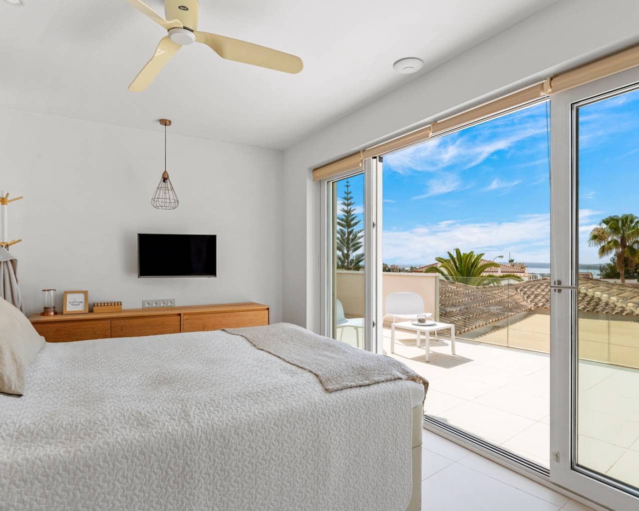 4 sovrum Villa till salu i Ciudad Quesada med pool garage - 1 499 999 € (Ref: 10016680)